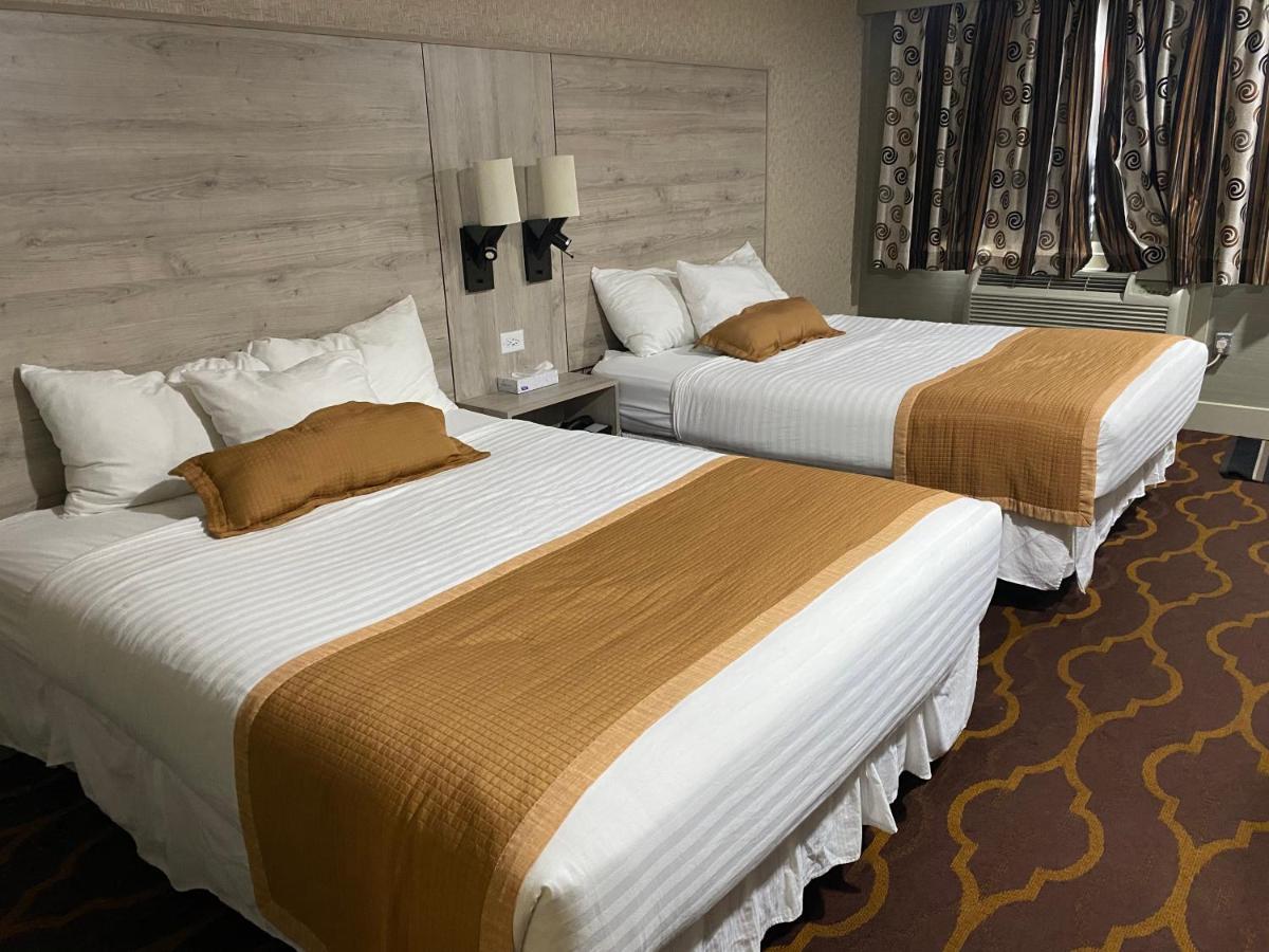 Ramada By Wyndham Medicine Hat Eksteriør billede
